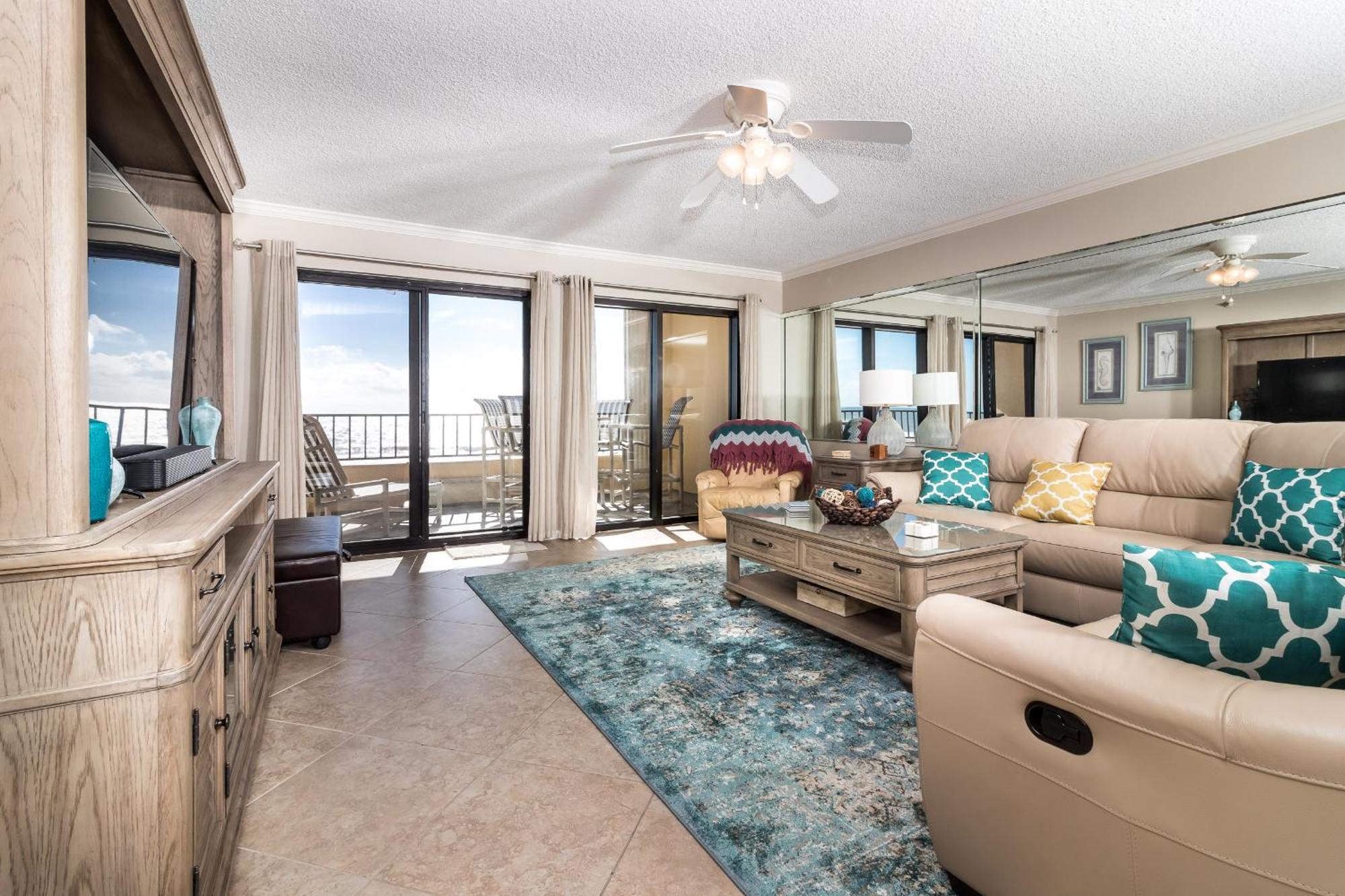 Surf Dweller 502: THE BEACH IS CALLING AND THIS IS THE PERFECT CONDO! HUGE! Fort Walton Beach Exterior foto