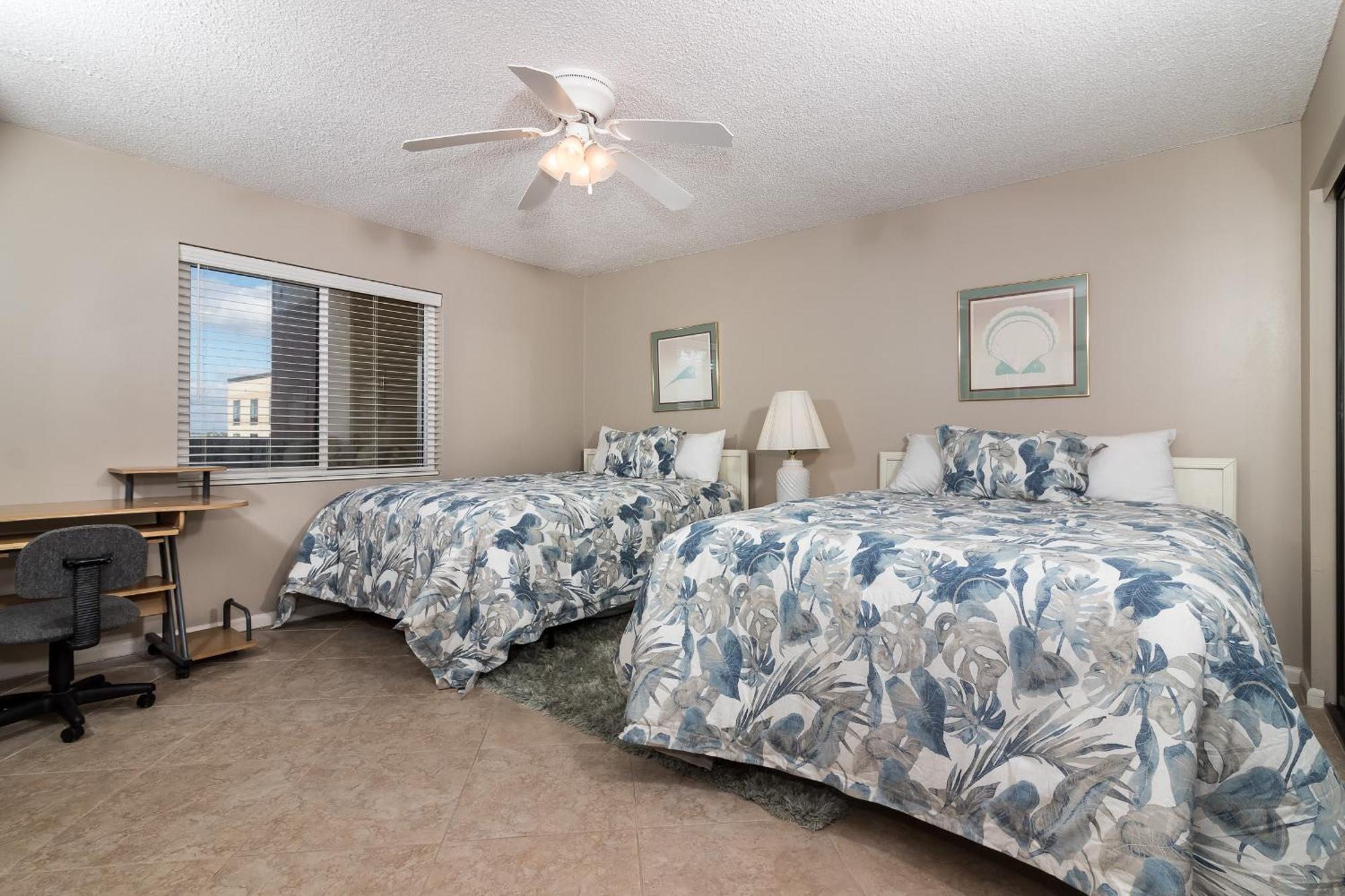 Surf Dweller 502: THE BEACH IS CALLING AND THIS IS THE PERFECT CONDO! HUGE! Fort Walton Beach Exterior foto